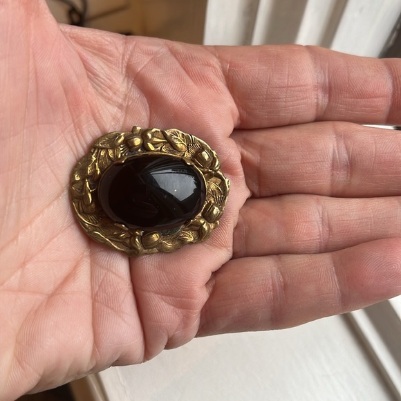 Solid brass brooches - Picture 3 of 7